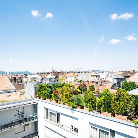 Free Parking- Gellert View Apartment 4Ppl ブダペスト エクステリア 写真