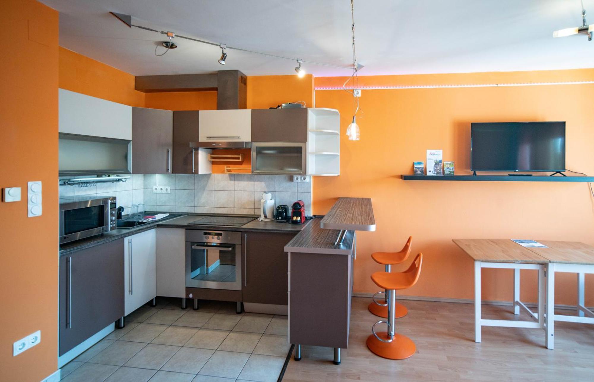Free Parking- Gellert View Apartment 4Ppl ブダペスト エクステリア 写真