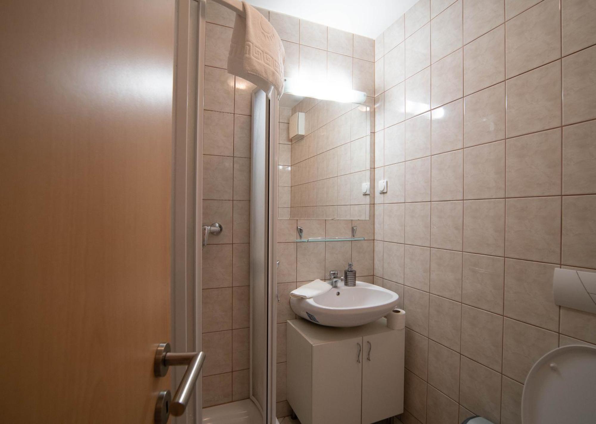 Free Parking- Gellert View Apartment 4Ppl ブダペスト エクステリア 写真