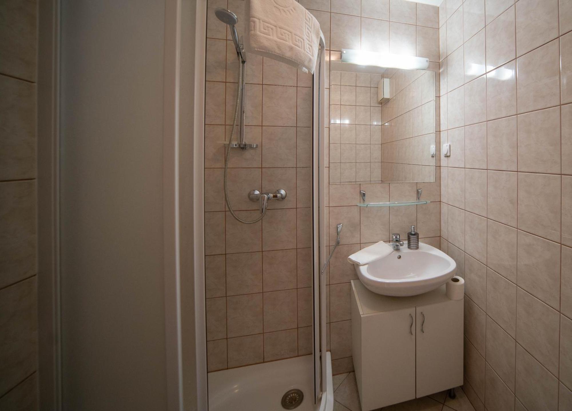 Free Parking- Gellert View Apartment 4Ppl ブダペスト エクステリア 写真