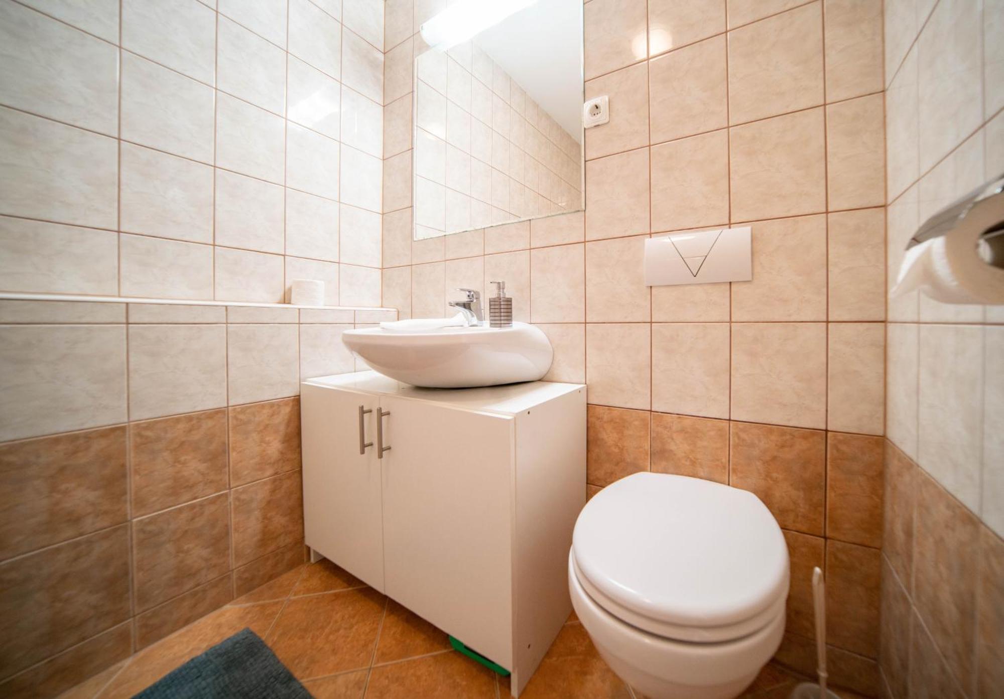 Free Parking- Gellert View Apartment 4Ppl ブダペスト エクステリア 写真